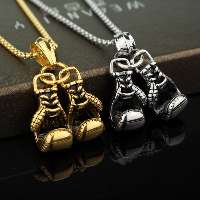 HIJONES Guantoni da Boxe Collana con Ciondolo A Catena da Uomini Donne in Acciaio Inossidabile Gioielli Sportivi Punk per Coppia Argento con Catena (Donne HIJONES Guantoni da Boxe Collana con Ciondolo A Catena da Uomini Donne in Acciaio Inossidabile Gioielli Sportivi Punk per Coppia Argento con Catena (Donne