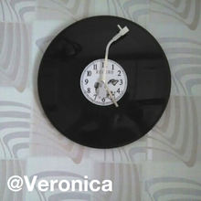 "RecordClock" - orologio da parete disco di vinile - IN ESCLUSIVA